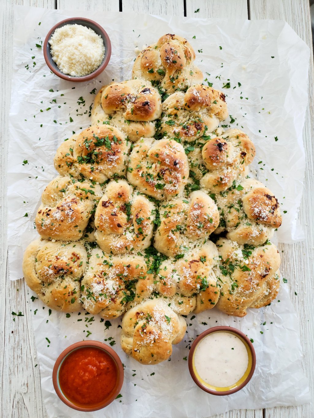 Garlic Knot Christmas&nbsp;Tree