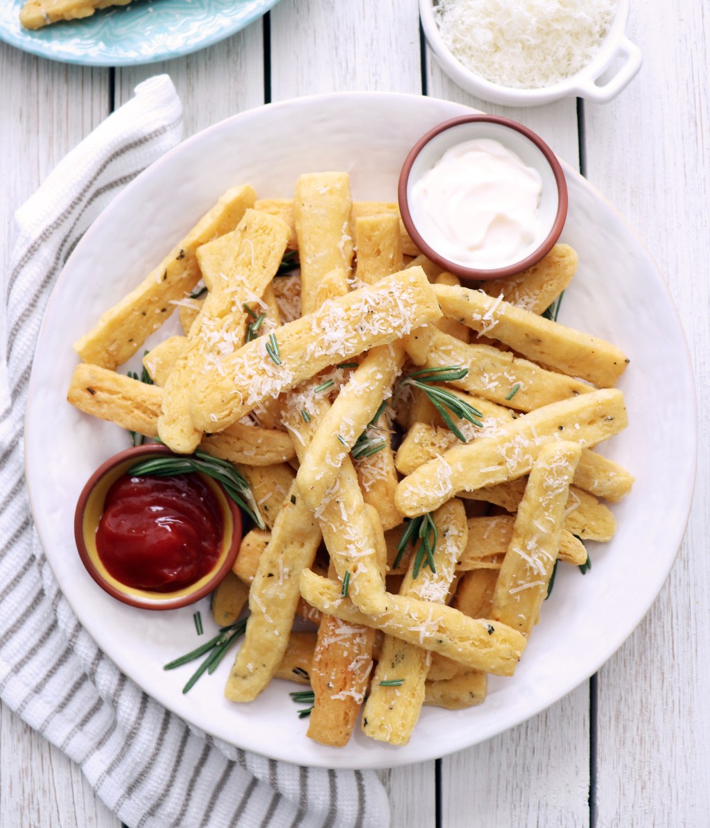 Rosemary Garlic Romano Cheese Chickpea&nbsp;Fries