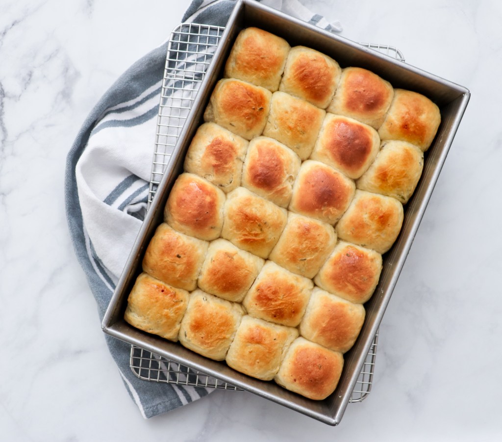Rosemary Potato Rolls